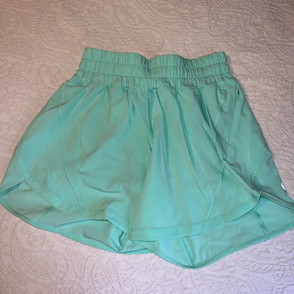 Lululemon Track That Mid-Rise Lined Short 5"